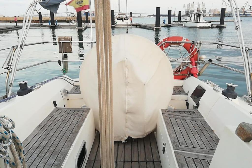 Boat-Apartamento Flotante Cadiz.. La Juanita Arroyo Exteriör bild