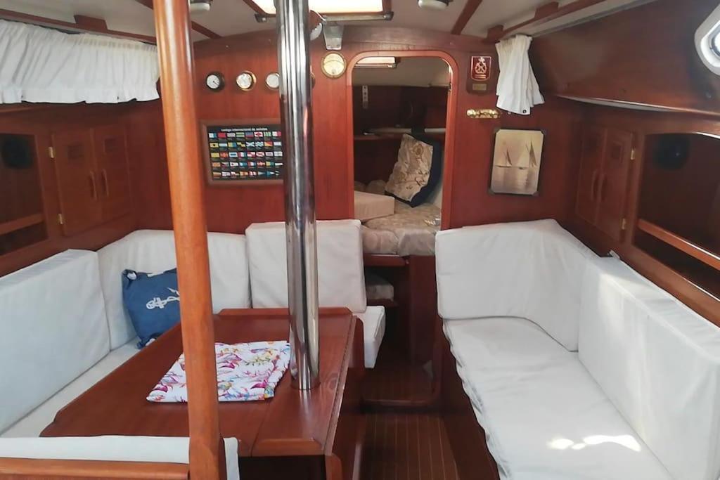Boat-Apartamento Flotante Cadiz.. La Juanita Arroyo Exteriör bild